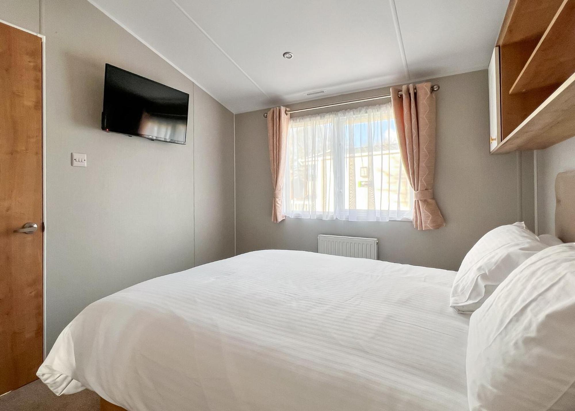 Fir Trees Hotel Честър Екстериор снимка